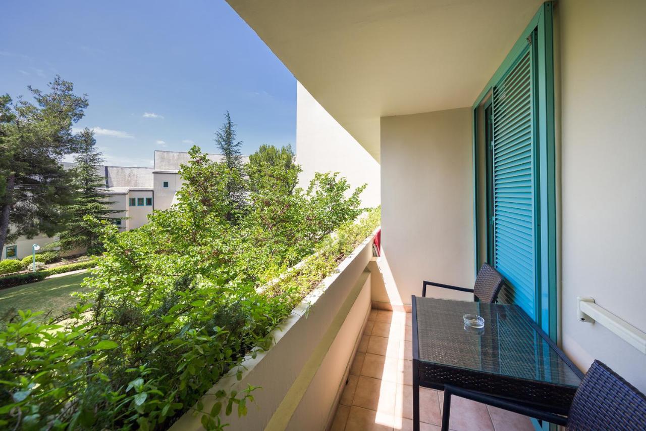 Bretanide Sport & Wellness Resort Bol Esterno foto