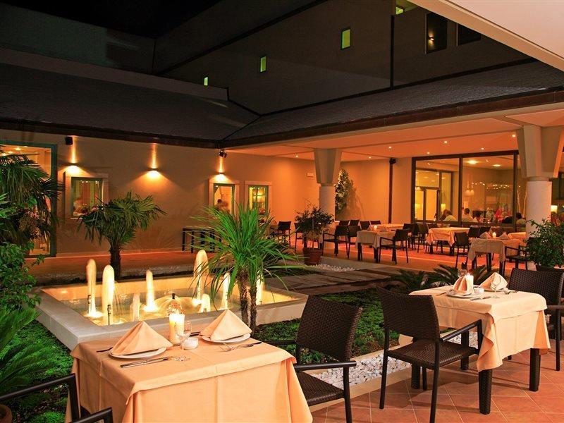Bretanide Sport & Wellness Resort Bol Esterno foto