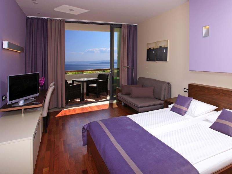 Bretanide Sport & Wellness Resort Bol Esterno foto